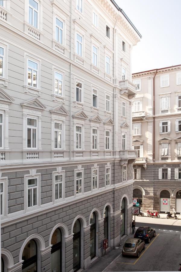 Palazzo Talenti 1907 Aparthotel Τεργέστη Εξωτερικό φωτογραφία